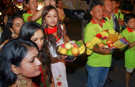The subtle process in performing the ritual of 'Oti bharane' and its merits. What is the benefit in specific colour selection of the sari and blouse-piece offered to the Goddess?